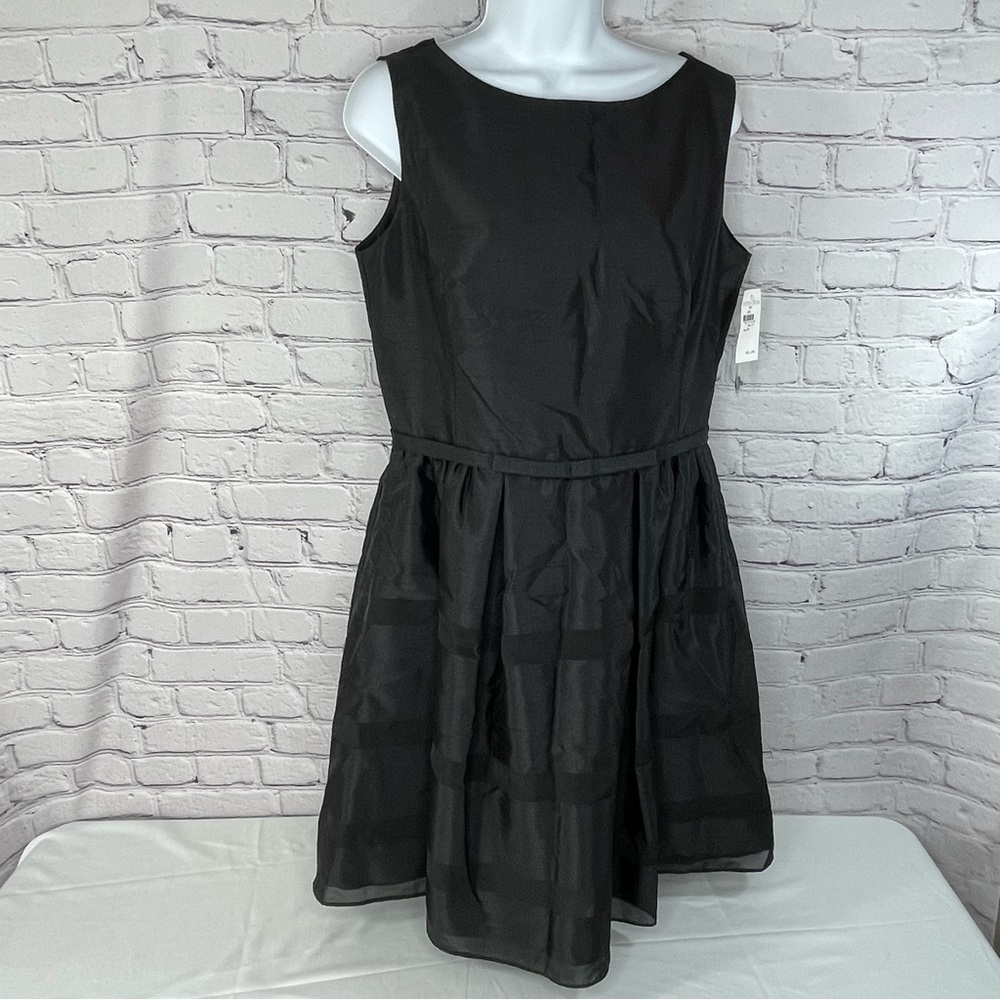Taylor Nordstrom Black Striped Fit Flare Lined Belted Dress Size 12R Skater NWT